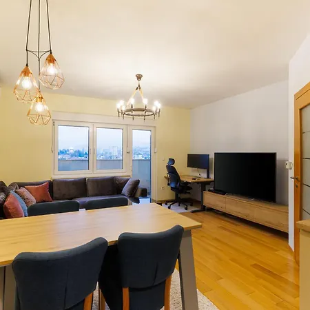 Cozy & Fully Equipped In Center Of Апартаменты