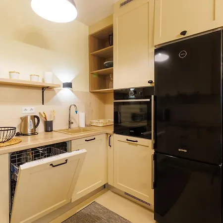 Cozy & Fully Equipped In Center Of Апартаменты