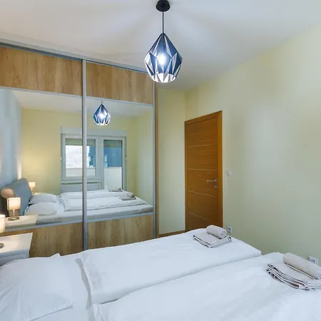 Cozy & Fully Equipped In Center Of Апартаменты
